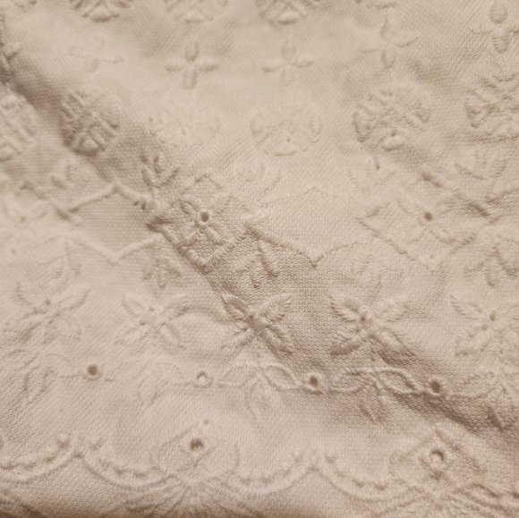 5 TALBOT SIZE 10 EMBROIDERY AND EYELET ON THE HEM OF THE SKIRT - Picture 4 of 5